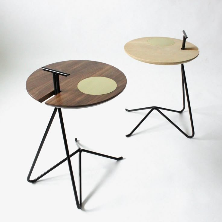 Home roan barrion design — tote table